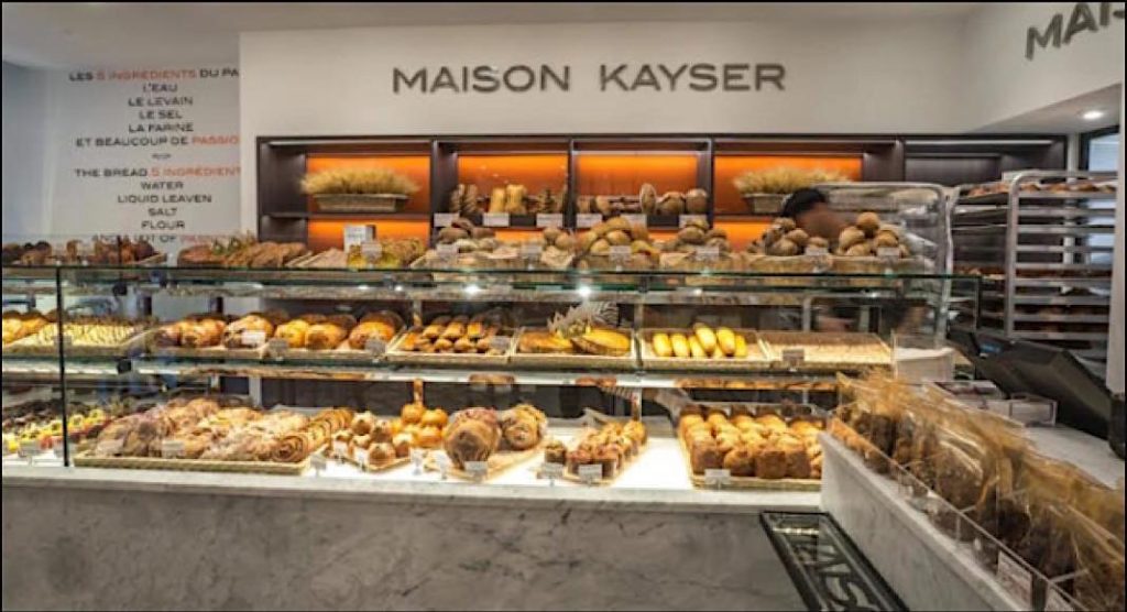 A display in a doughnut shop