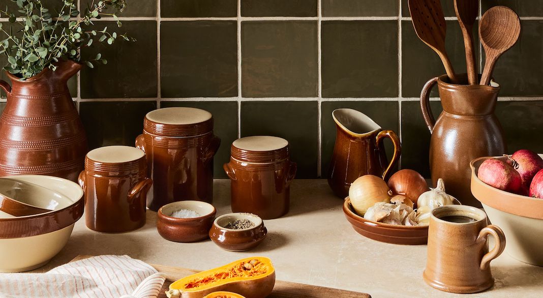 https://frenchly.us/wp-content/uploads/2021/11/Cover-French-Kitchenware.jpg