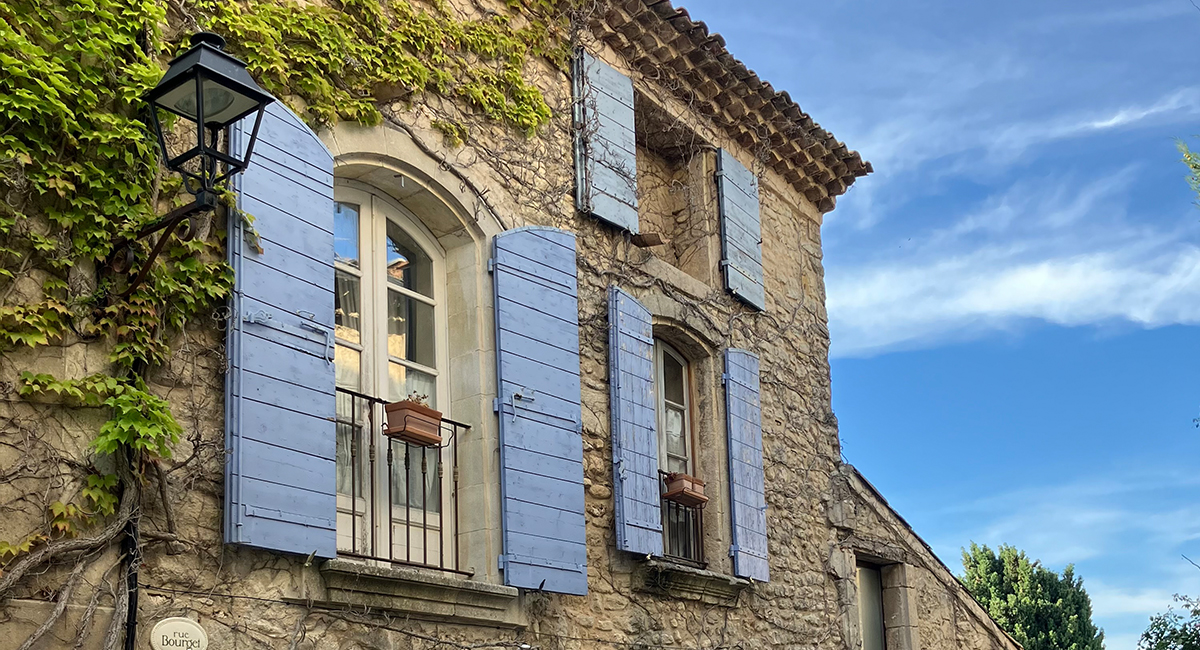 A charming home in Saignon, France