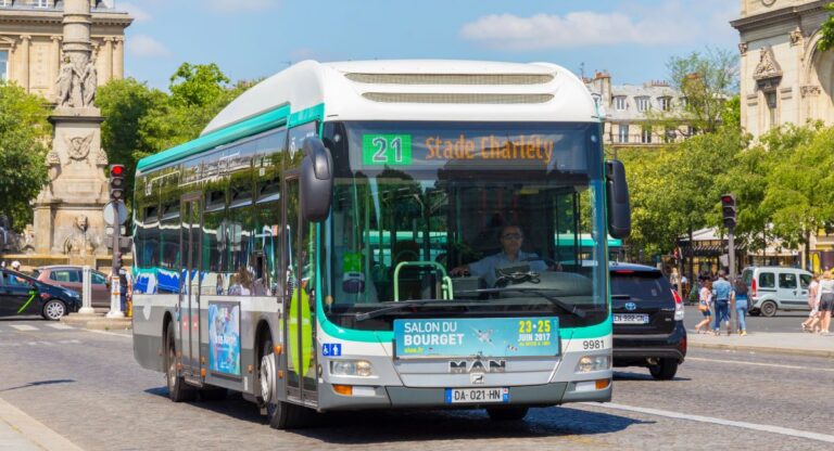 A Paris city bus