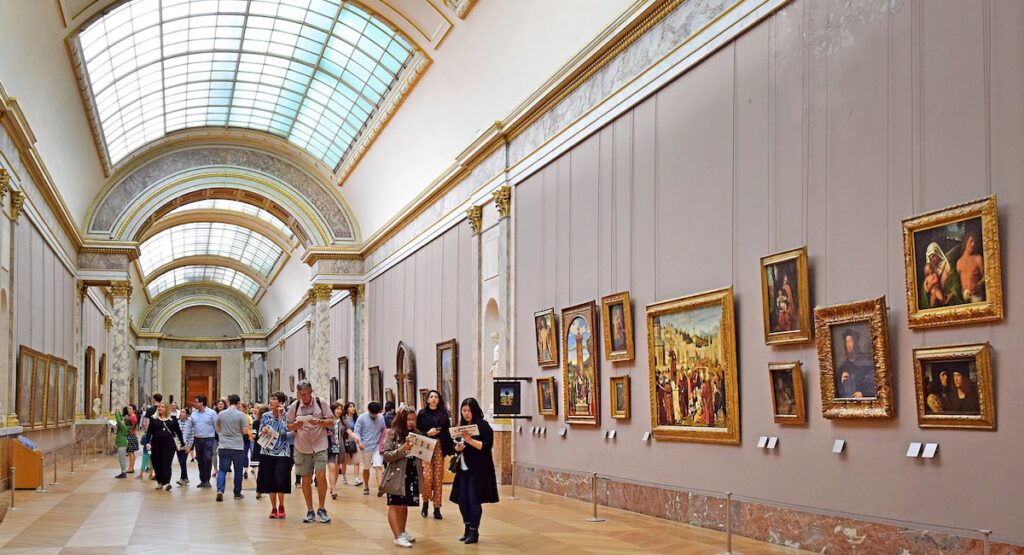 Hall of Italian paintings, Louvre Museum in Paris