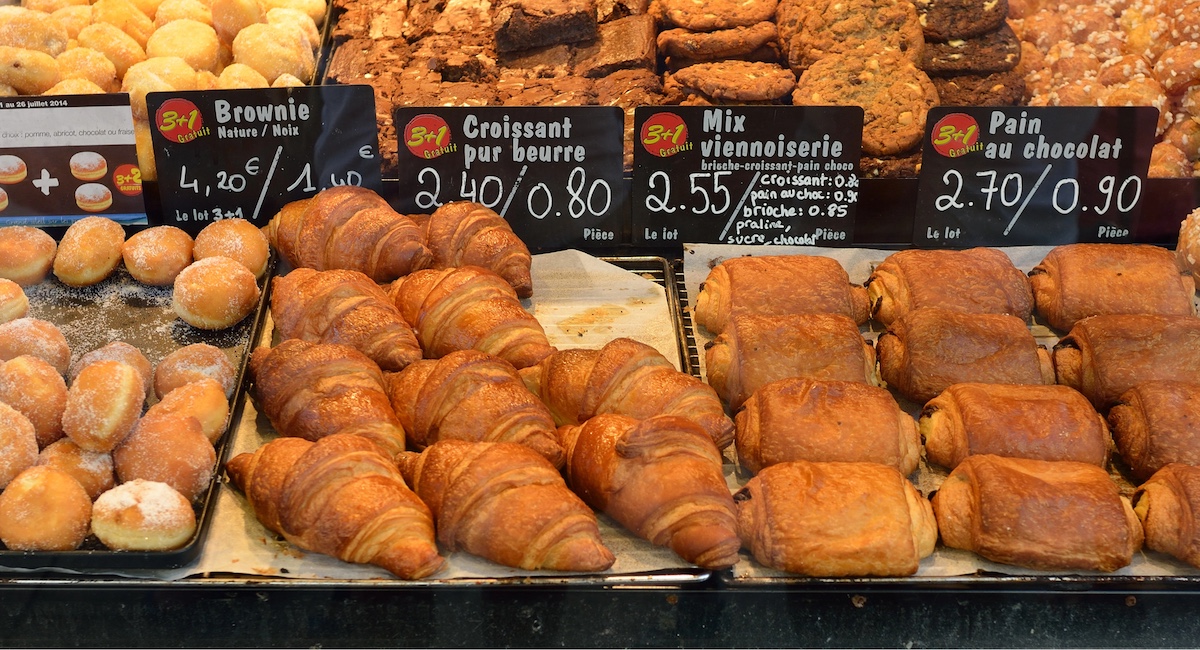 Sweet pastries on display in the grocery store. Avignon, Provence, France