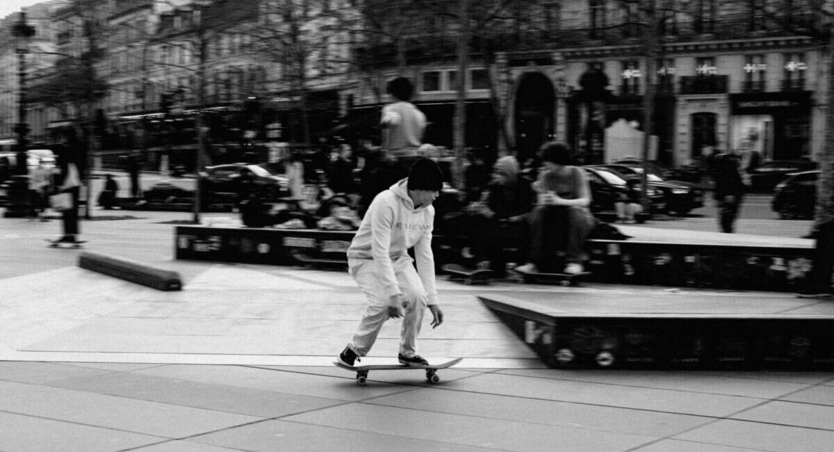 french boys skateboarding