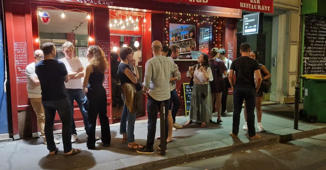 bar in paris