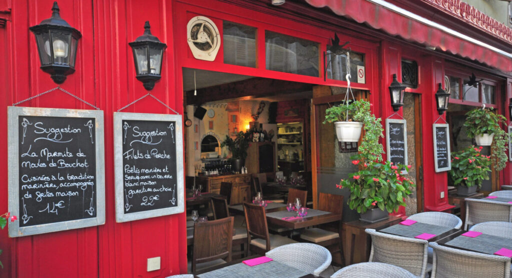 Terrace of a restaurant in Annecy.