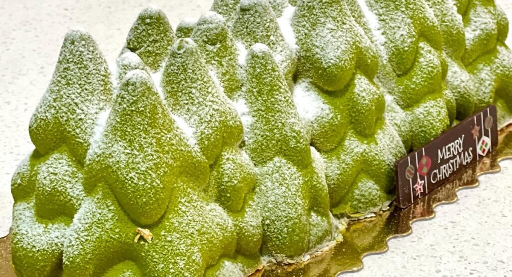 Green Yule log.