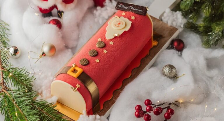 Pitchoun Bakery Yule log.