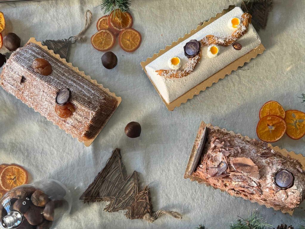 Three bûches de Noel.