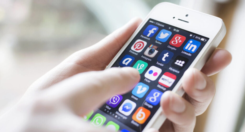 Social medias on screen.