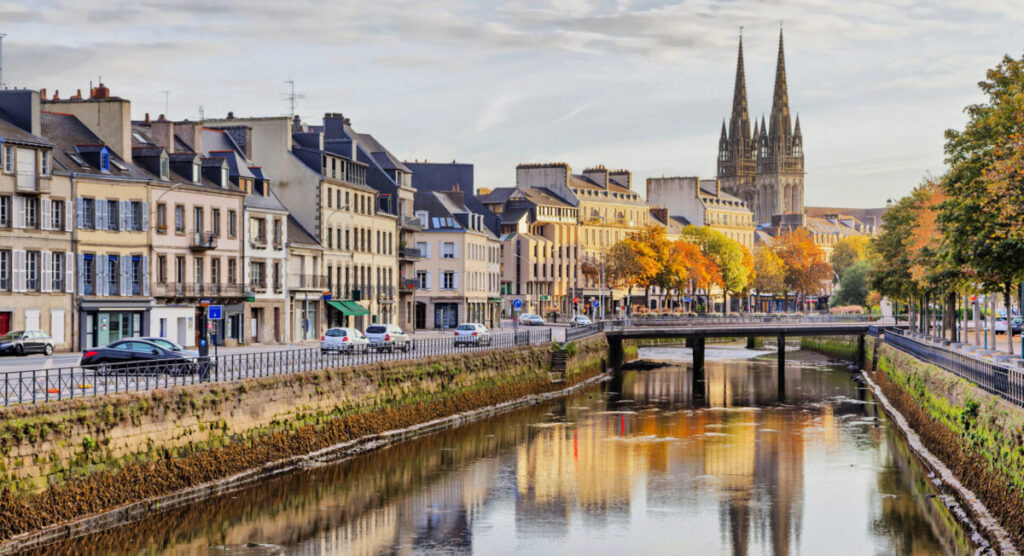 Embankment of river Odet in Quimper.