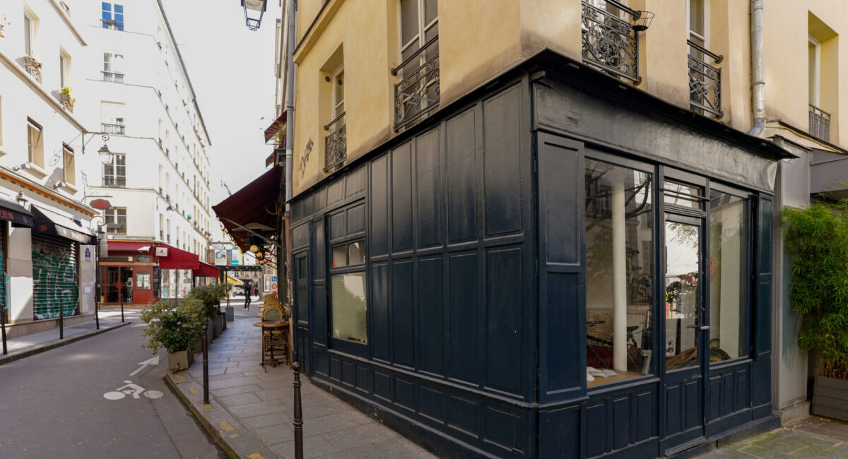 a corner in paris with a botuique