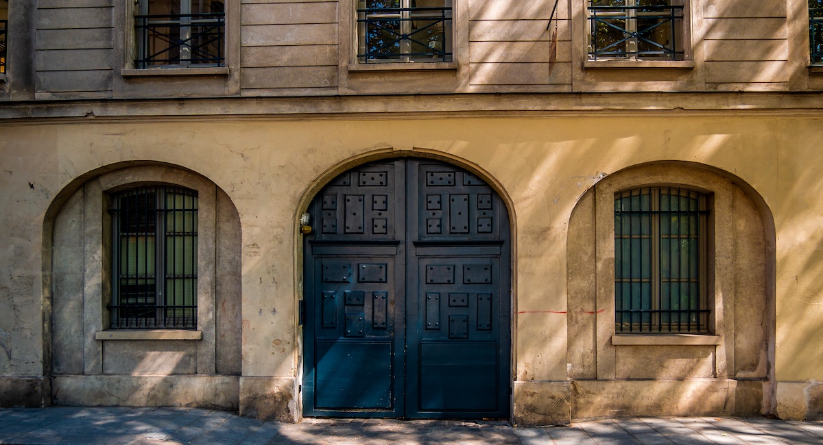 Entrance of Paris residential building.
