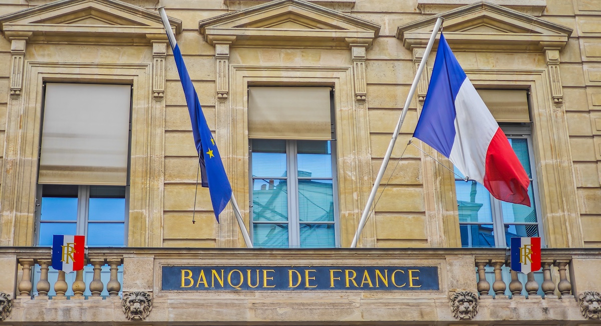 Exterior view of the Banque de France institution headquarters in Paris.