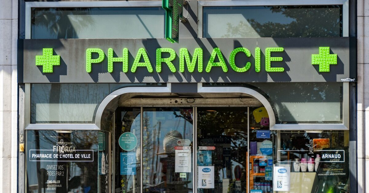 Front of French pharmacy