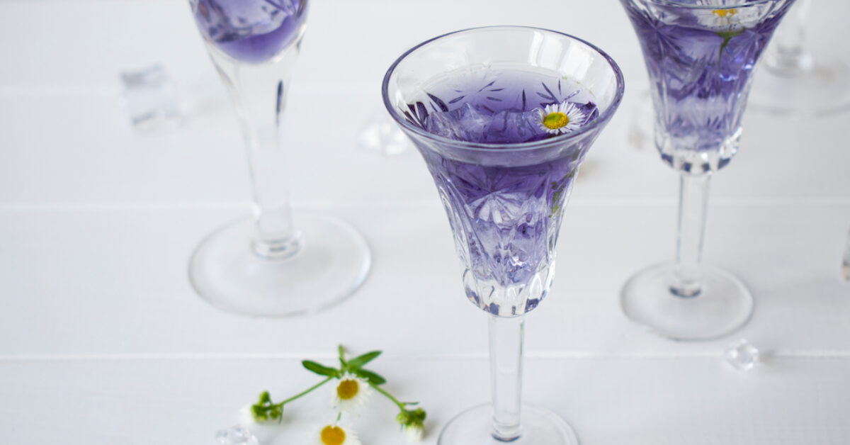 Creme de violette cocktail