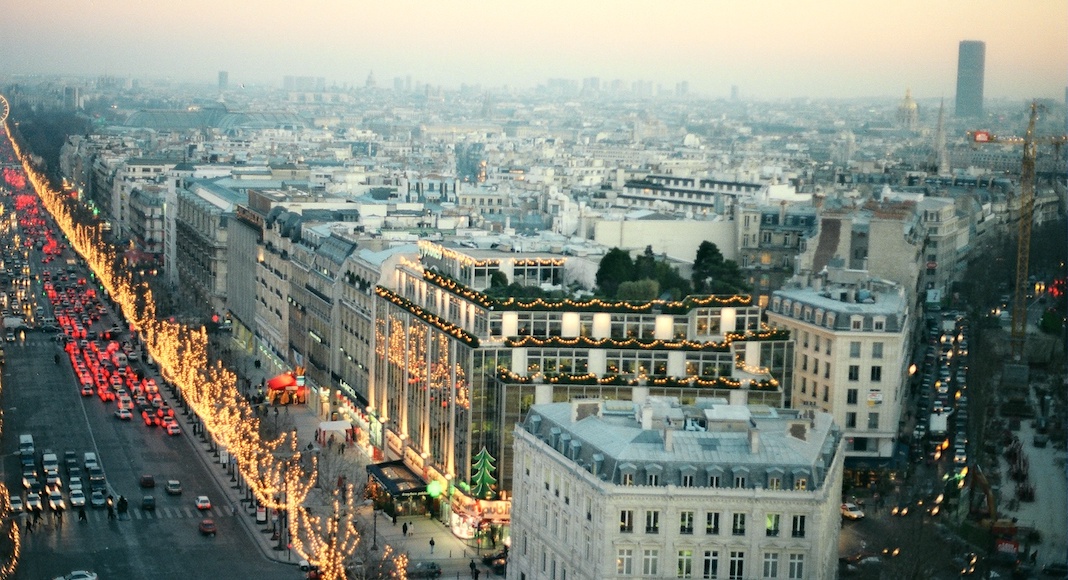 10 Things to Do in Paris in December - Frenchly