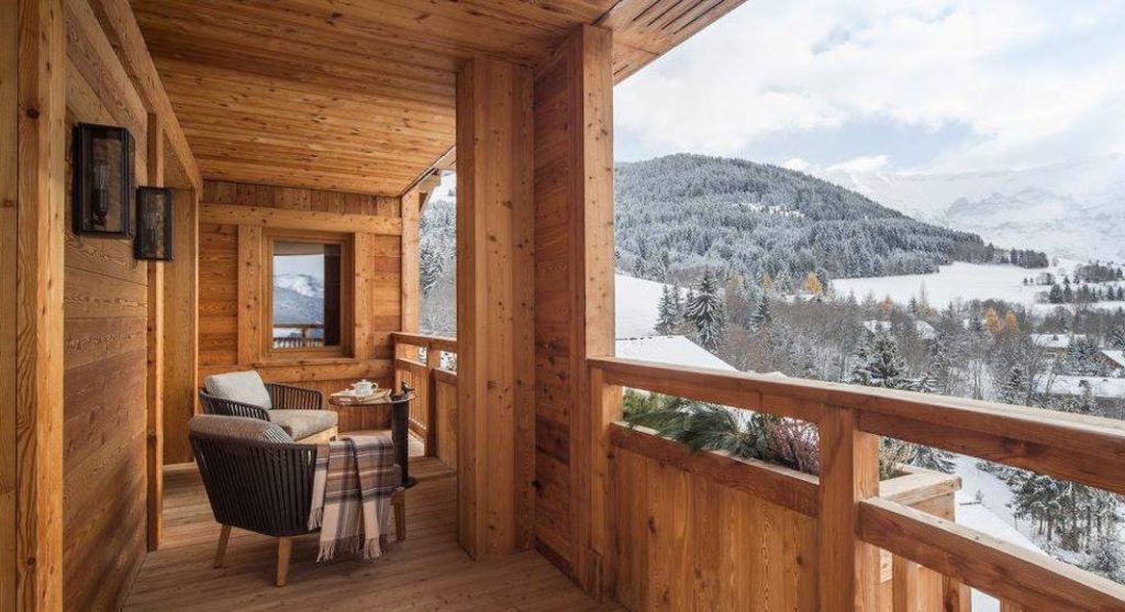 A room with a mountain in the background