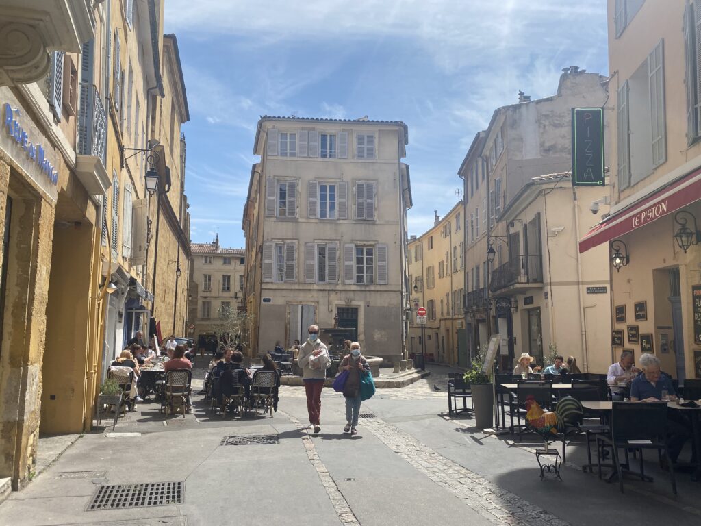 southern france towns to visit
