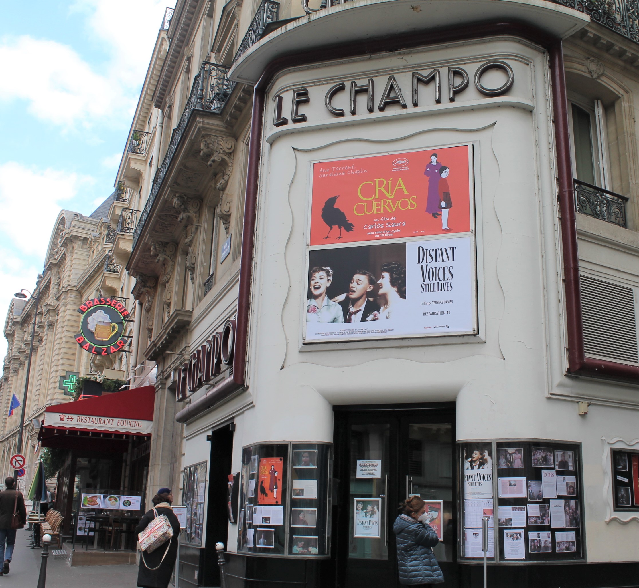 Photo of Les meilleurs endroits pour profiter d’un dîner et d’un film à Paris, la ville des lumières, de la caméra et de l’action !